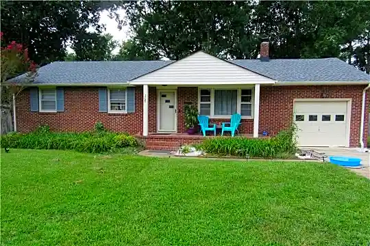 208 Gibson Dr Photo 1