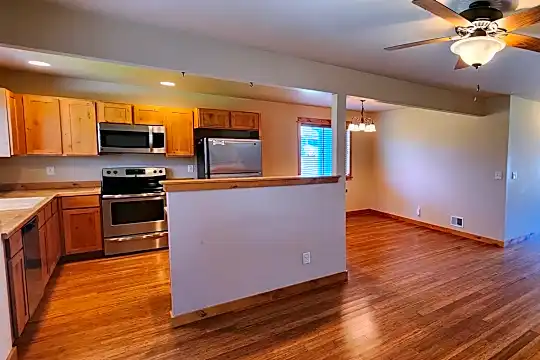 57 Prairie Grass Ct Photo 2
