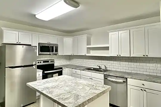 6 Coburn Dr Photo 1