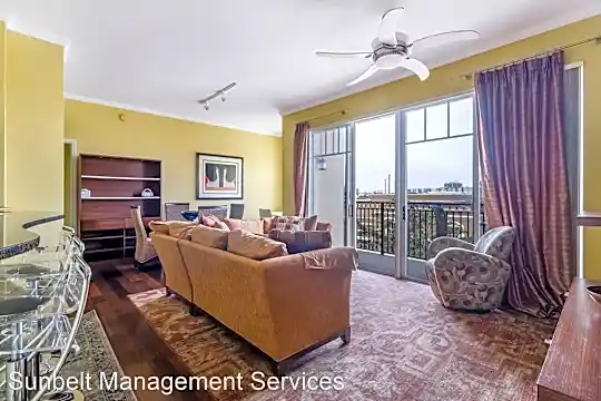 1064 N Tamiami Trail Photo 2