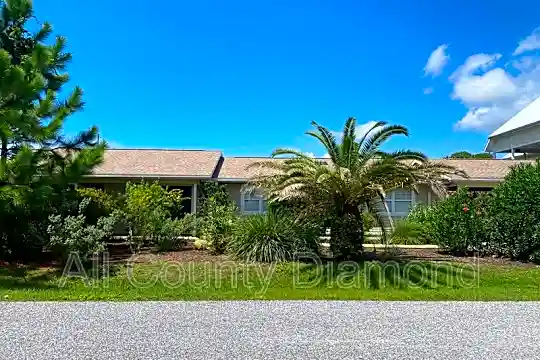 3900 Wasp Street Photo 1