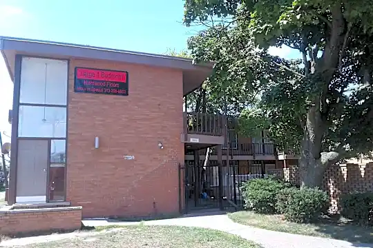 Acacia Place Apartments Photo 2