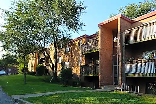 Avon Fields Apartments Photo 1