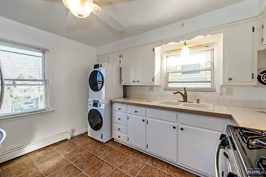 72 Baltimore Ave #2 Photo 2