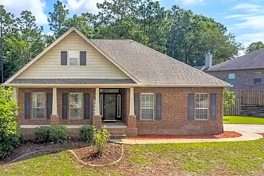 647 Red Fern Rd Photo 1