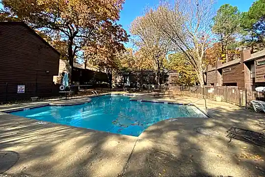 #61901M - 3962 Grahamdale Unit A Pics - 2020-11-11 - Pool.jpeg
