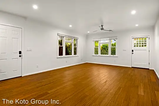 1001 & 1003 Neil Park Avenue Photo 2
