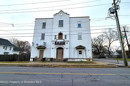 2712 N Main Ave #304 Photo 1