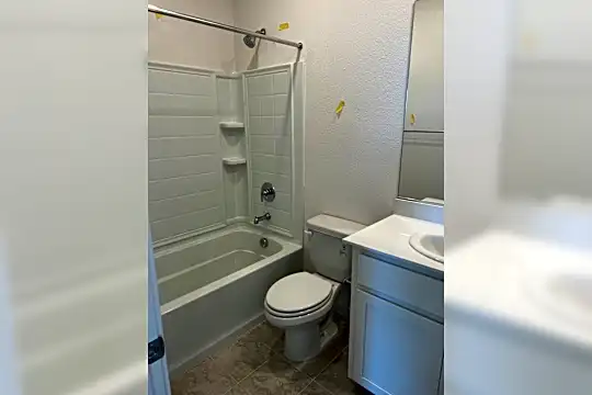 3432 Voyager Dr Photo 2