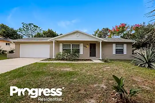 444 Spinnaker Dr Photo 1