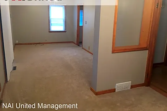 1512 Linden Way Photo 2