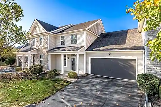 4569 Tremont Club Dr Photo 1