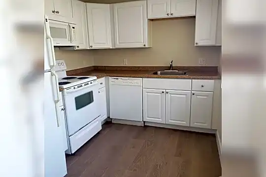 217 Butler St #7 Photo 2