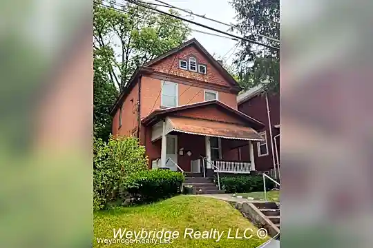 3148 Harvard Ave Photo 1