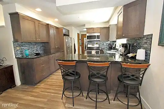 5057 Harbourview Dr Photo 1