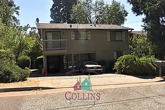 111 Maryland Dr Photo 1