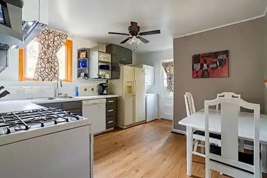 6312 Powell St Photo 2