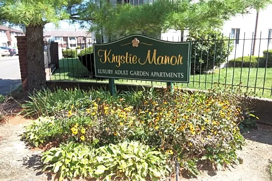 Krystie Manor Photo 2
