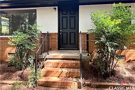 113 Whitehead Rd #1/2 Photo 2