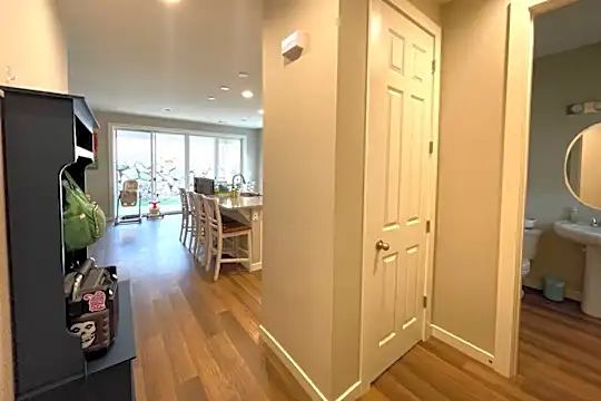 35301 Fairfield Ct Photo 2
