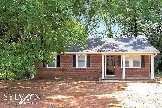408 Richcreek Rd Photo 2