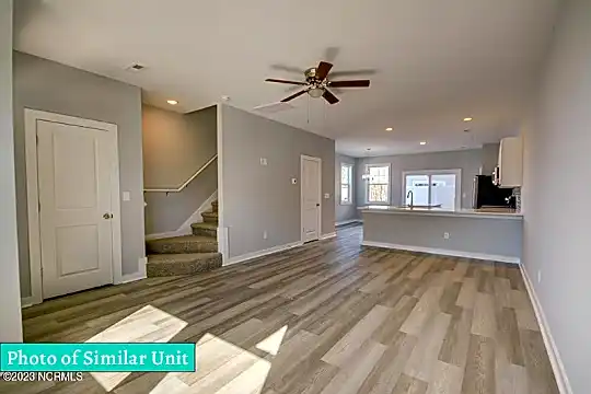 306 Starfish Ln Photo 1