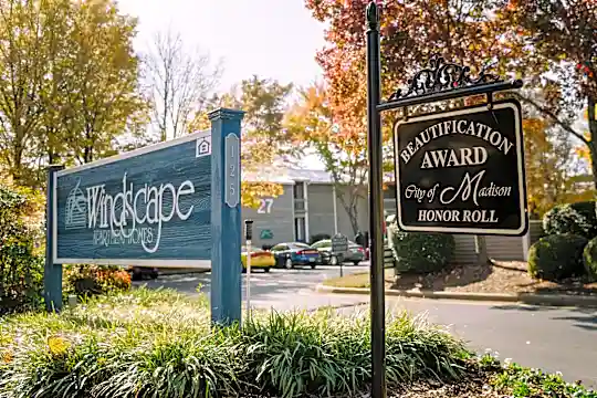 Windscape Apartments Photo 1