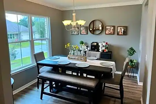 151 Creve Core Dr Photo 2