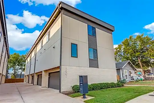 5602 Lindell Ave #D Photo 2