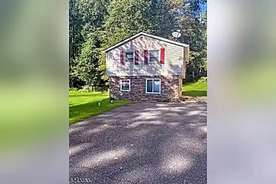 251 Shiloh Rd Photo 1