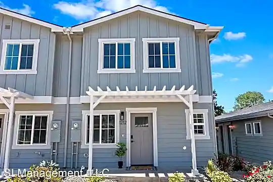 1156 W Ivywild St Photo 1