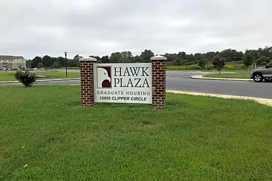 Hawk Plaza Photo 2