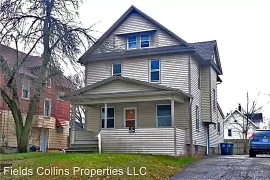 72 E Mapledale Ave Photo 1