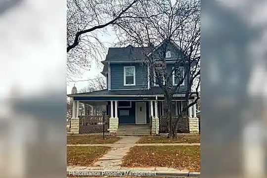1700 B St Photo 1
