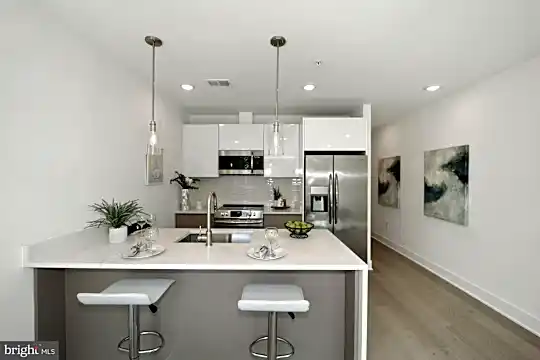 2027 Rhode Island Ave NE #406 Photo 1