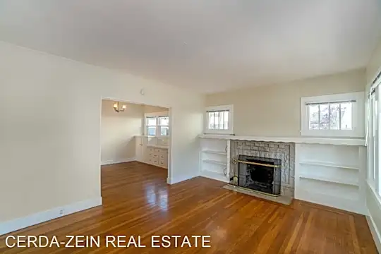 3108 Santa Clara Ave Photo 2