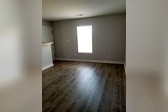 65 Coats Cir Photo 2