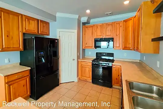 11682 S Oakmond Rd Photo 2