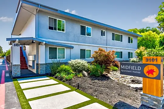 The Midfield Apartments Photo 1