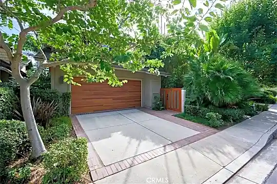 53 Woodhaven Dr Photo 2