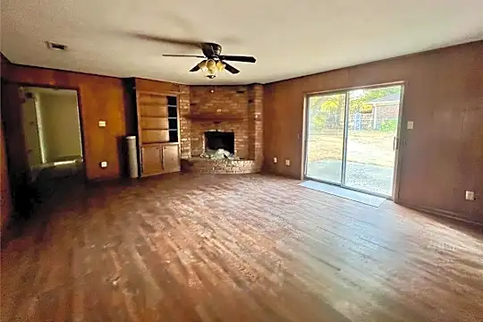 317 Fairmont Ave Photo 2