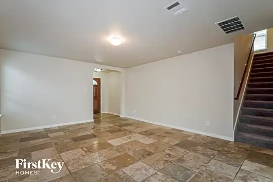 10519 Marengo Lane Photo 2
