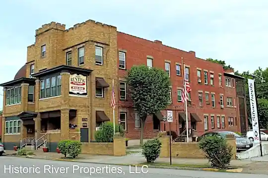 1133 Market St Photo 1