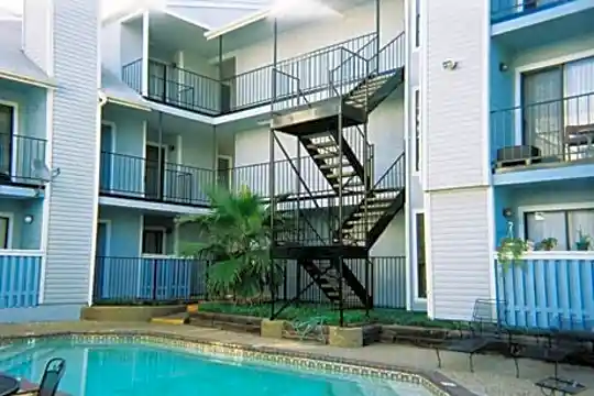 Belmont Court Photo 1