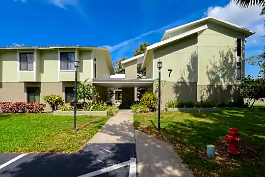 800 NW Fork Rd #710 Photo 1
