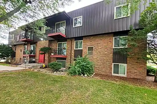 1680 Driftwood Dr Photo 1