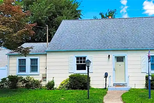 5 Lawnside Dr Photo 1