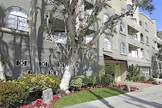 The Jeremy Apts Photo 1