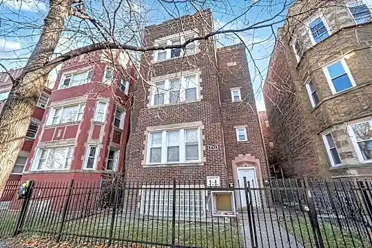 7741 S Yates Blvd #1 Photo 2