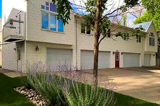 Downtown Townhomes on 7th Photo 1